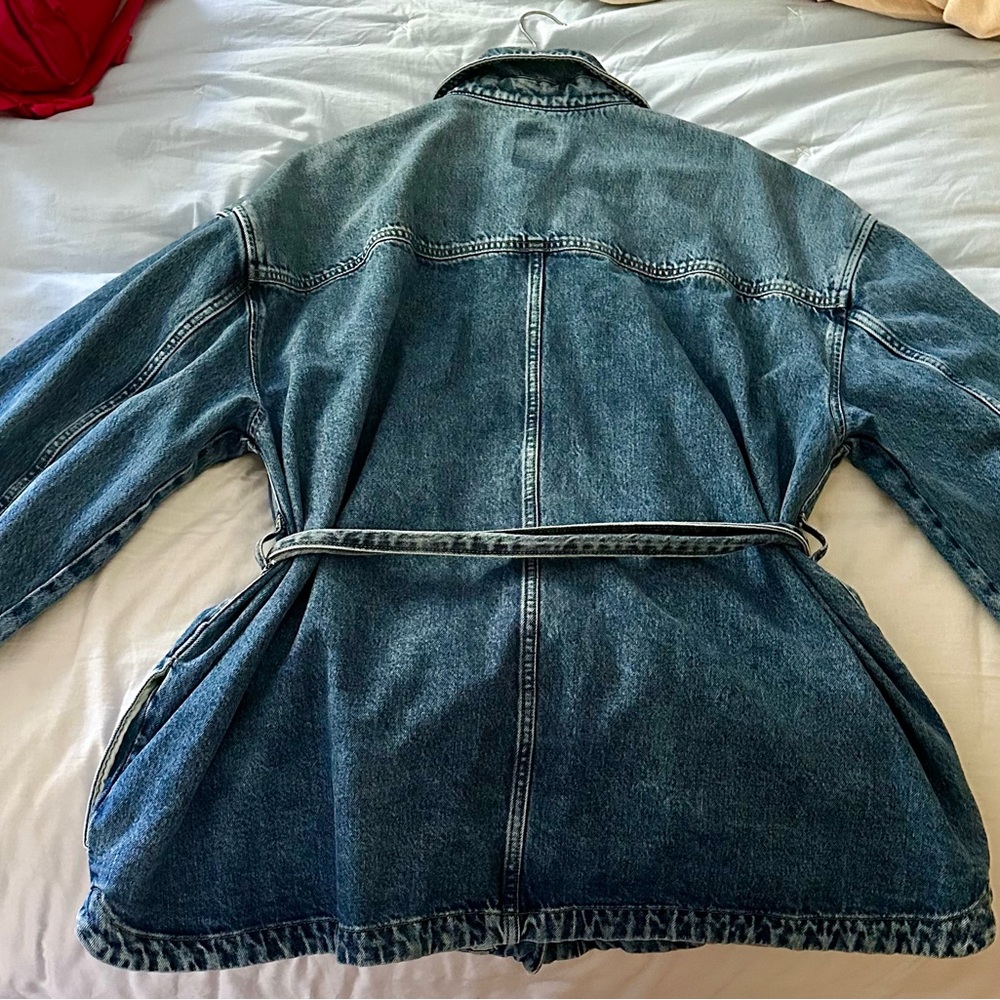 GAP Women's Belted Blue Jean Jacket - Picture 2 of 4